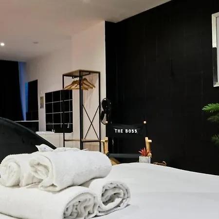 Cinema #5#- Jacuzzi & Projecteur-self Check-in Apartamento