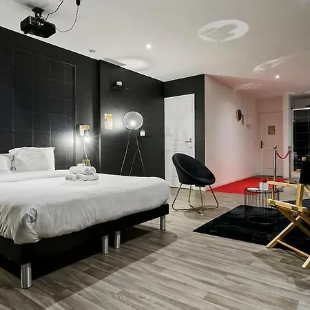 Cinema #5#- Jacuzzi & Projecteur-self Check-in Appartement